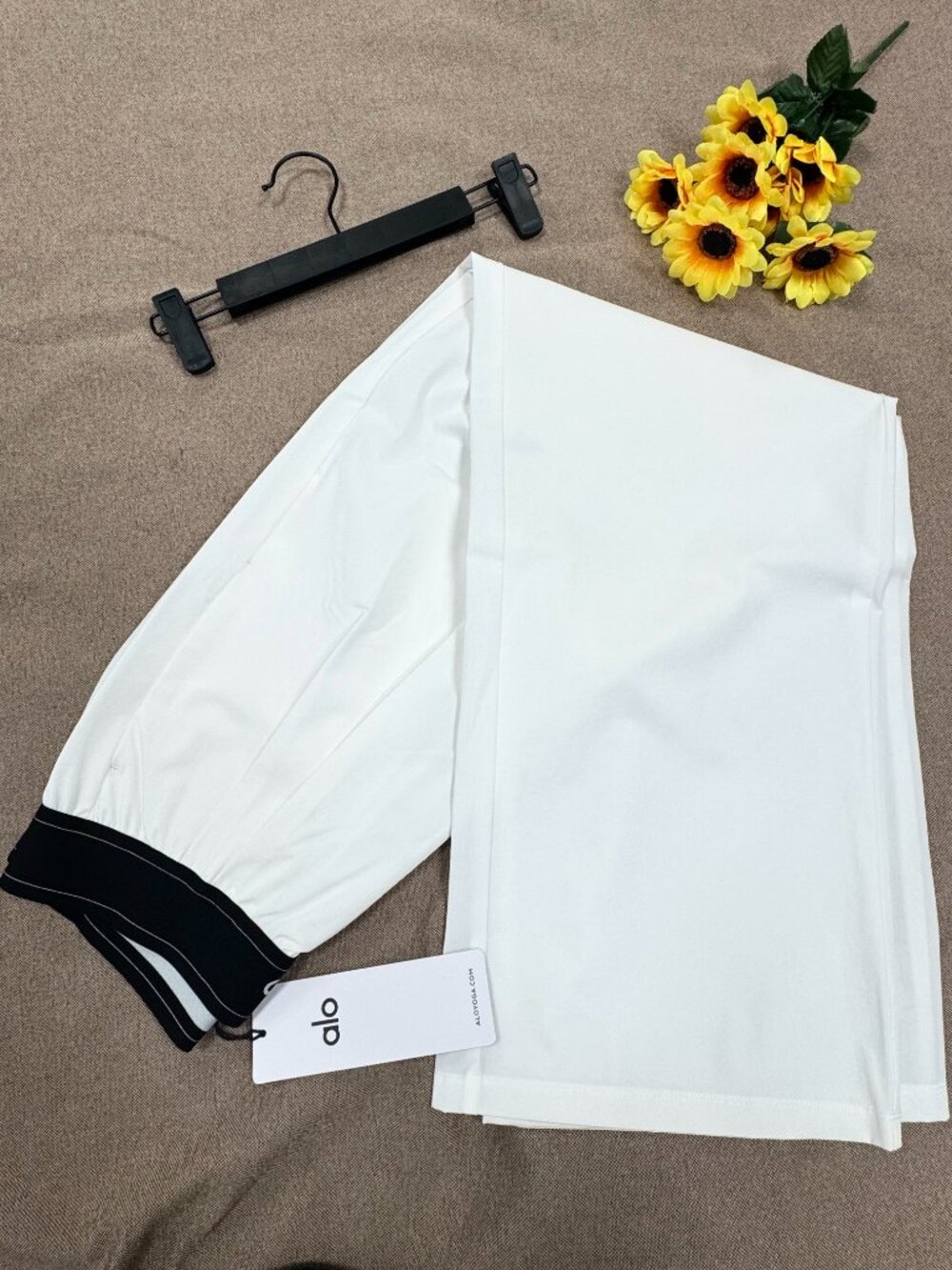☃️ALO Yoga Suit Up Trouser White（Regular）⚪️High Waist Wide Leg Athleisure Pants - Picture 3 of 8